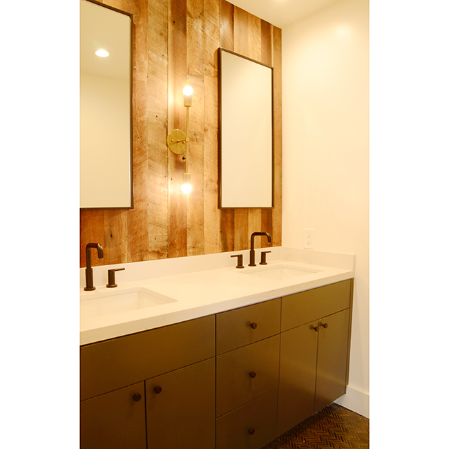 3-mountainside-bath2